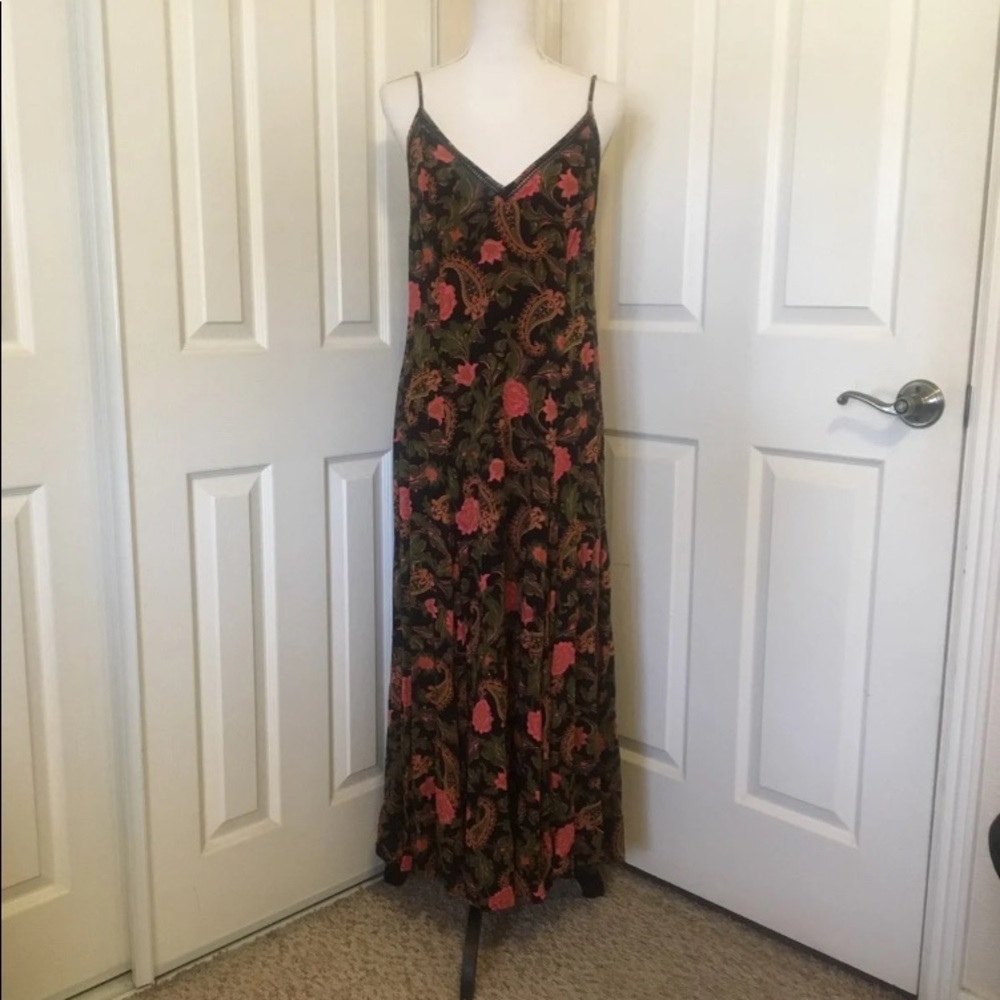 Spell and the Gypsy Etienne Strappy Midi XL - Picture 2 of 8